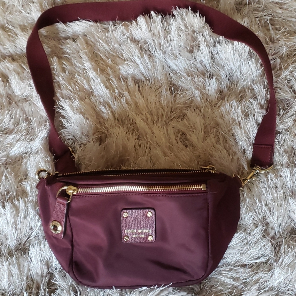 Henri Bendel Fanny pack. Fits plus size waste also